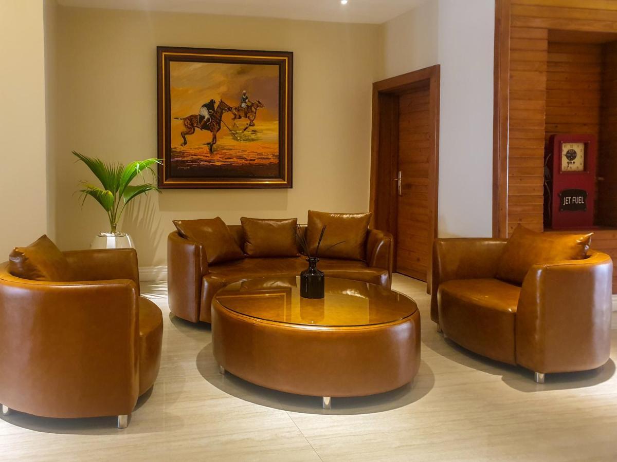 The Yacht Hotel Sea Front Lekki Phase 1 Lagos Extérieur photo