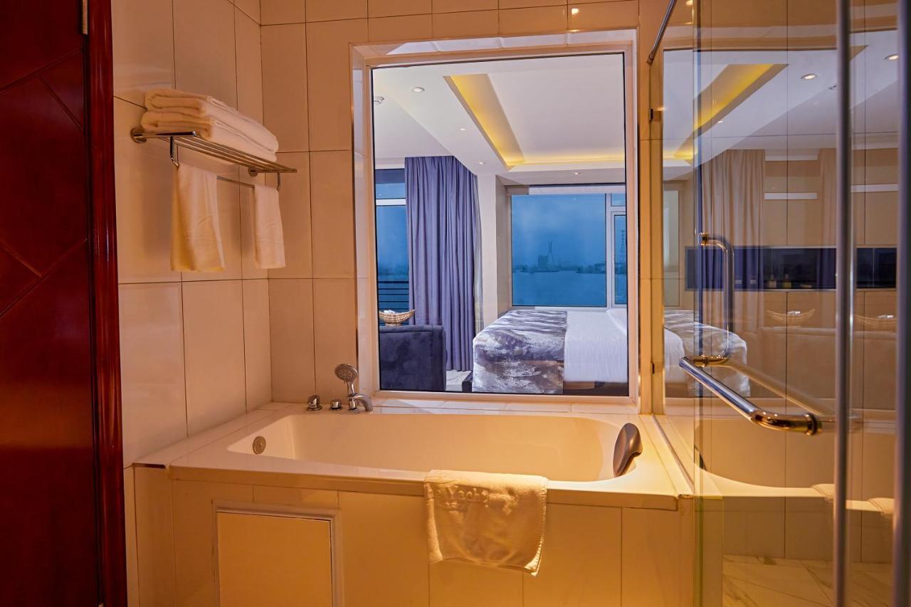 The Yacht Hotel Sea Front Lekki Phase 1 Lagos Extérieur photo