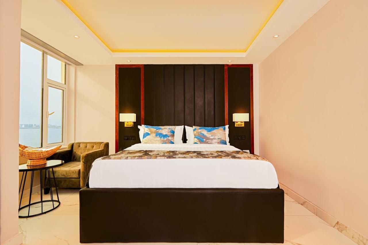 The Yacht Hotel Sea Front Lekki Phase 1 Lagos Extérieur photo
